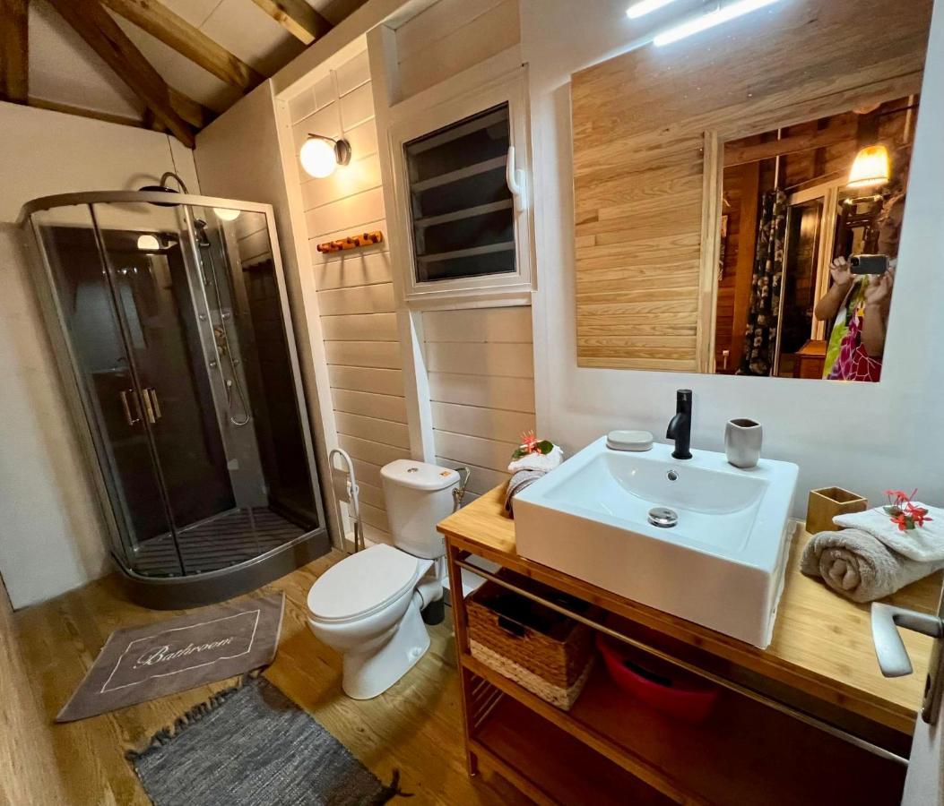 Villa Gaïa - Bungalow Ti-Spa et son jacuzzi privé dans un jardin tropical, séjour en amoureux ou en famille Le Diamant Extérieur photo